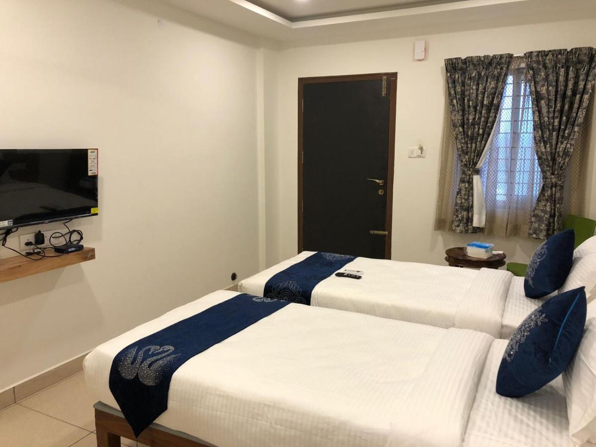 Hotel Amulya Regency Bayappanhalli Exteriör bild