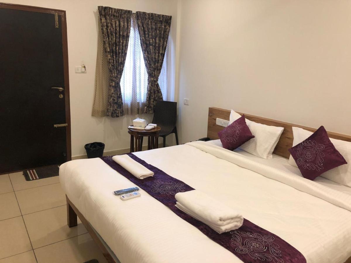 Hotel Amulya Regency Bayappanhalli Exteriör bild