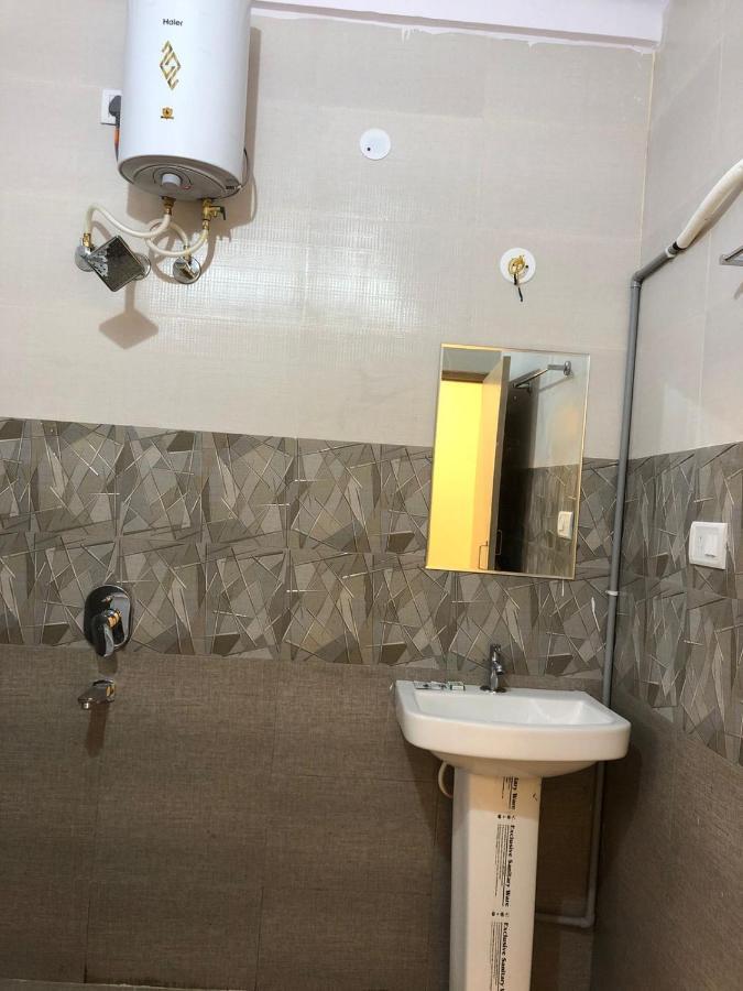 Hotel Amulya Regency Bayappanhalli Exteriör bild