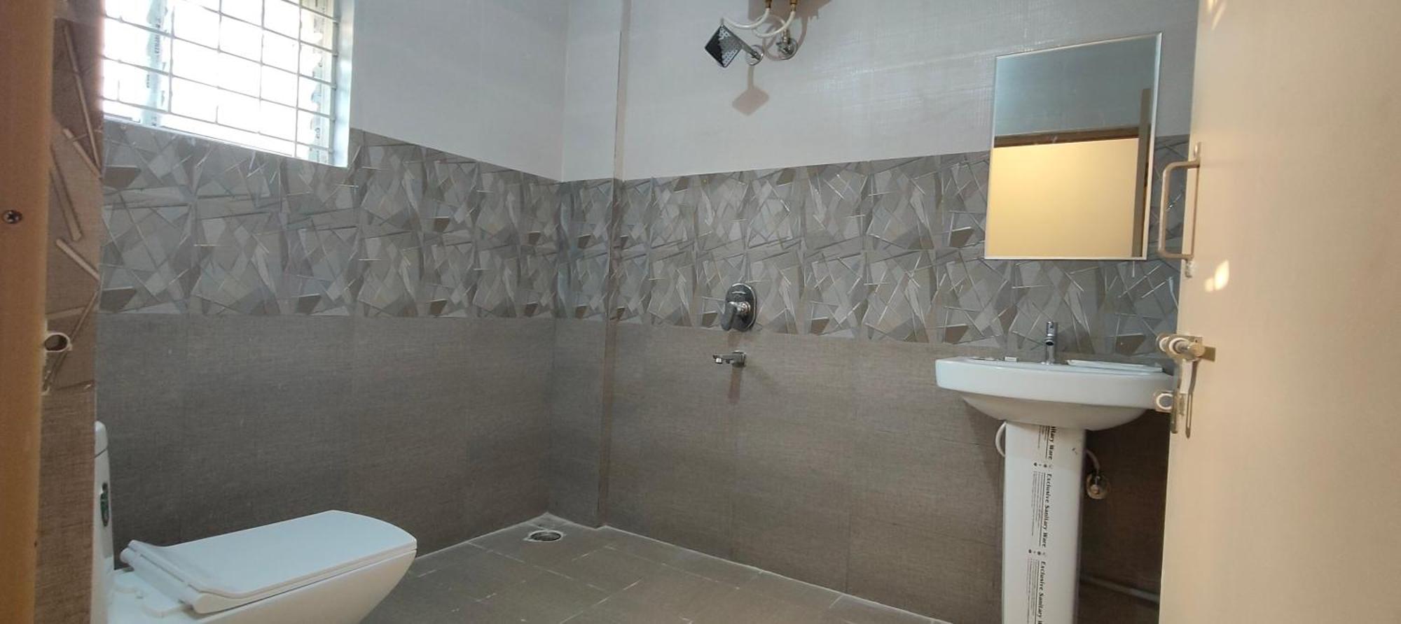 Hotel Amulya Regency Bayappanhalli Exteriör bild